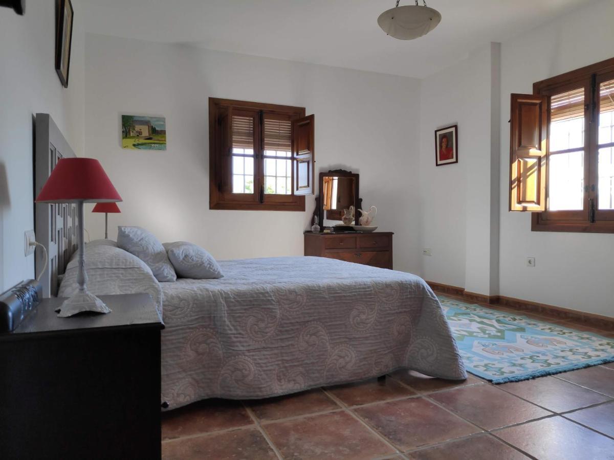 Вилла Cortijo El Arrejadero Villanueva del Rosario Экстерьер фото
