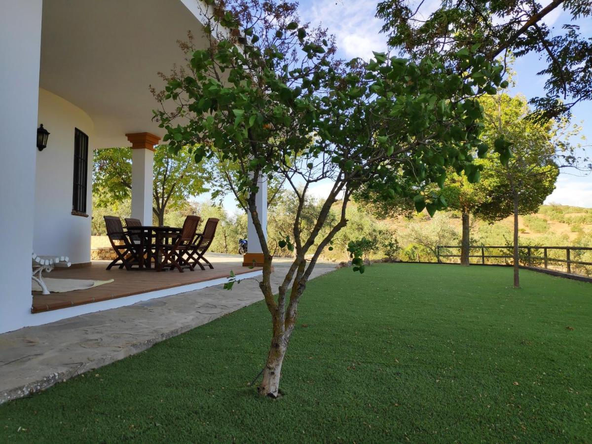 Вилла Cortijo El Arrejadero Villanueva del Rosario Экстерьер фото