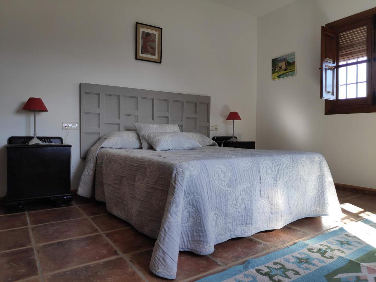 Вилла Cortijo El Arrejadero Villanueva del Rosario Экстерьер фото