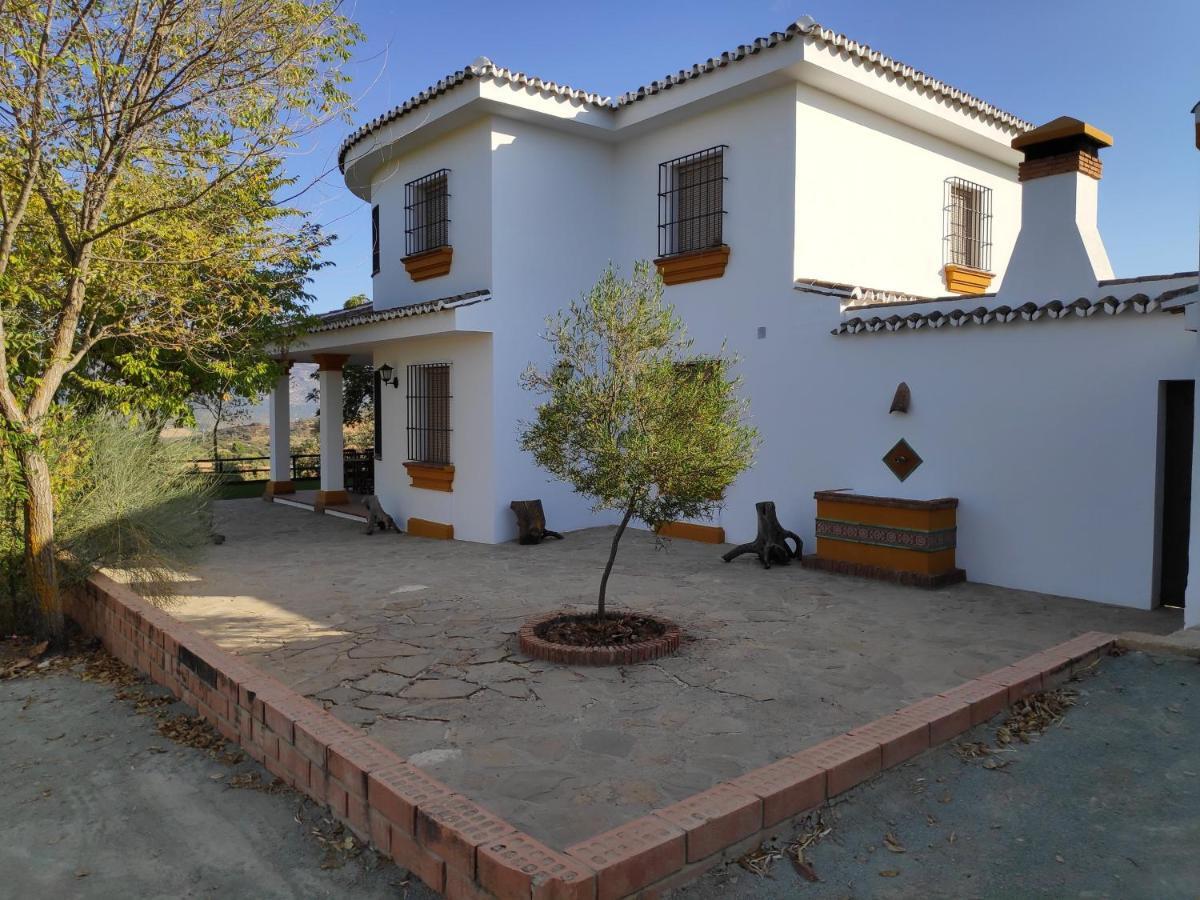 Вилла Cortijo El Arrejadero Villanueva del Rosario Экстерьер фото